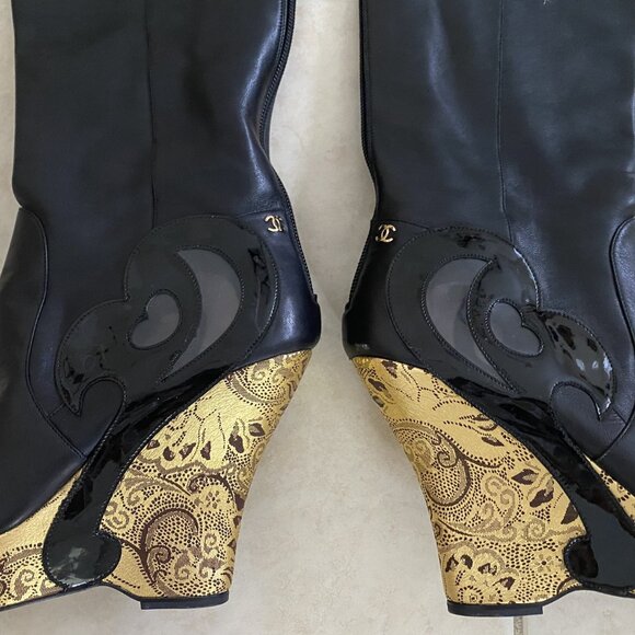 CHANEL Paris-Moscow Thigh-High Cap-Toe Black Leather Boots Size 38.5" - Picture 11 of 16